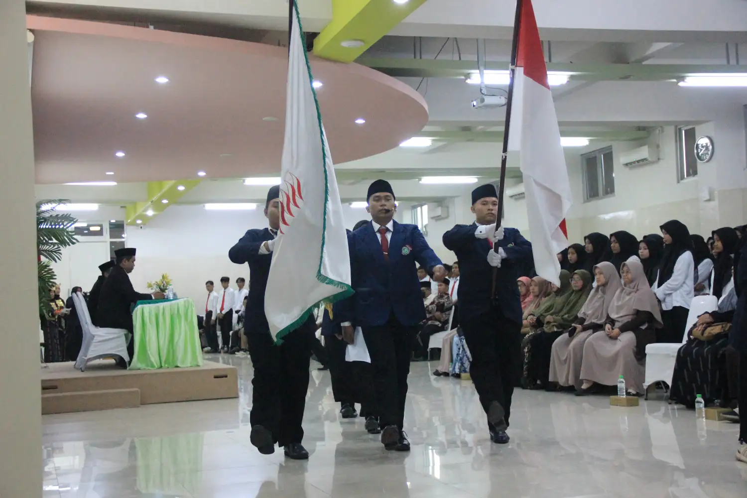 SENTRATAMA STKIP AL HIKMAH SURABAYA