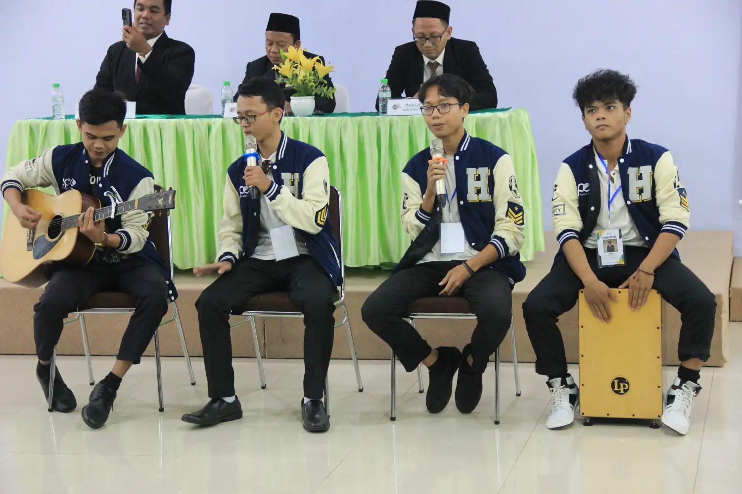 BING performance stkip alhikmah surabaya