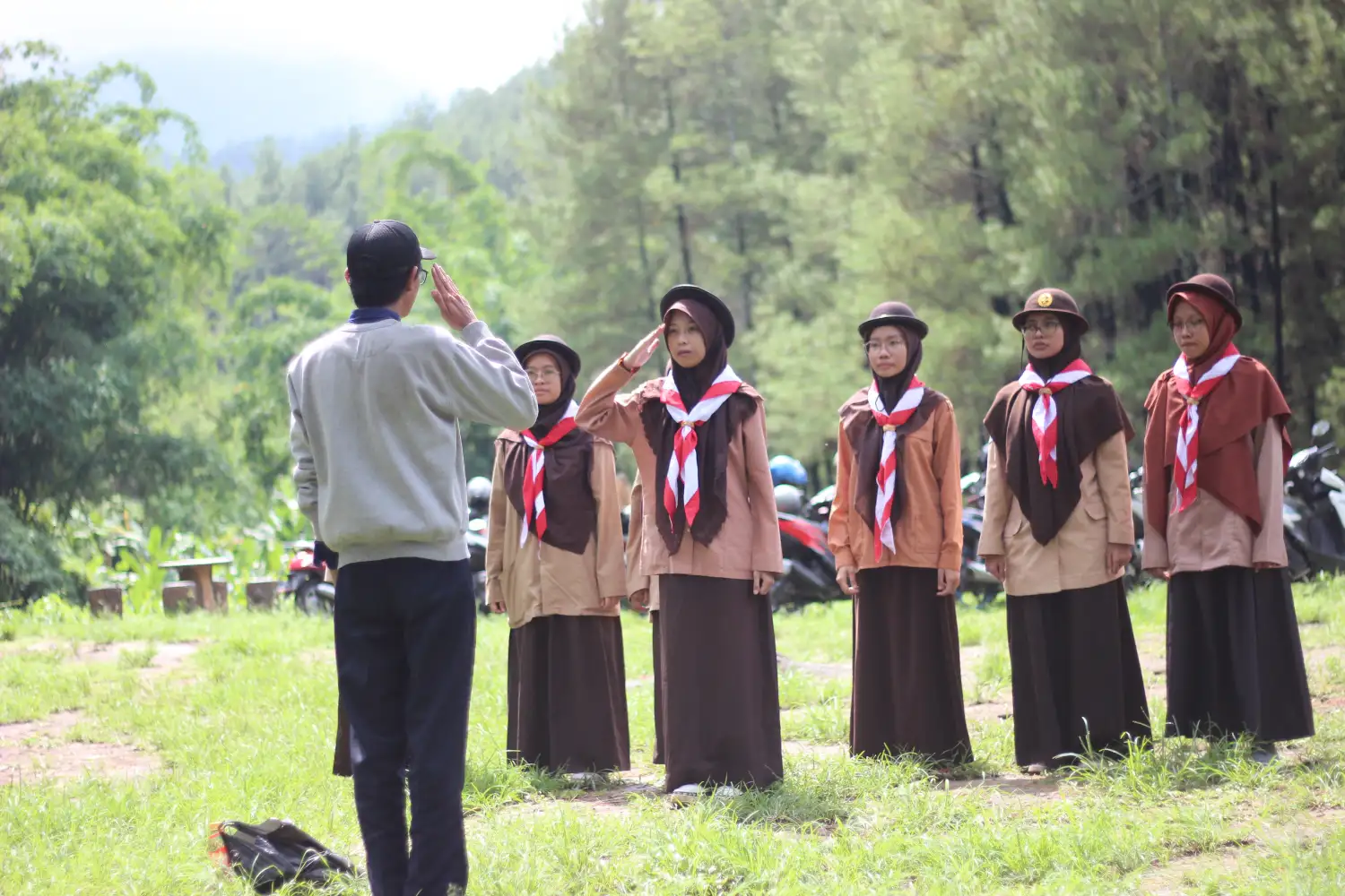 Laporan mhs kepada pembina